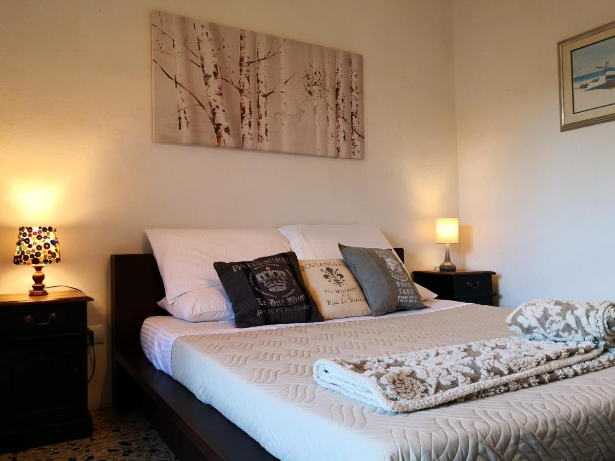 San Nicolo Gerrei Zia Chiarina Bed & Breakfast エクステリア 写真