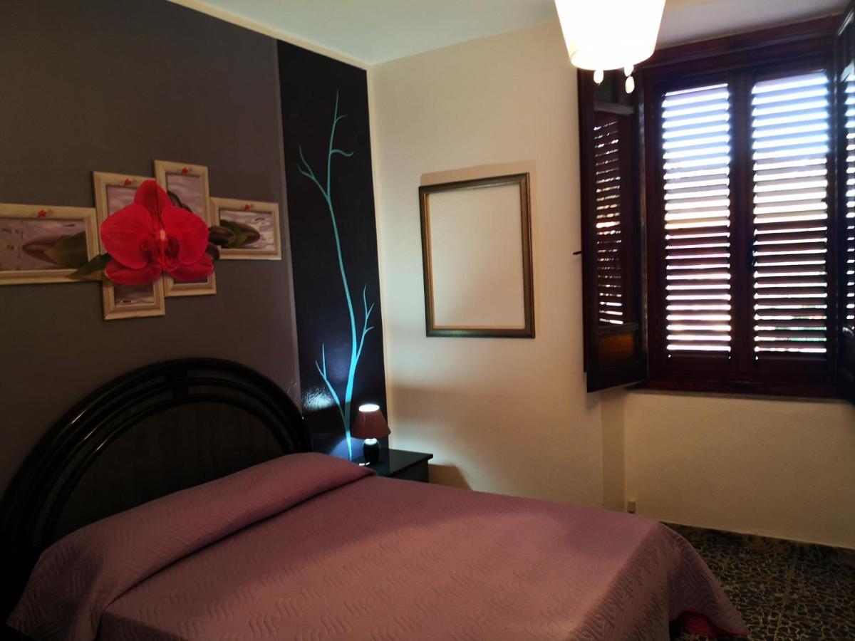 San Nicolo Gerrei Zia Chiarina Bed & Breakfast エクステリア 写真