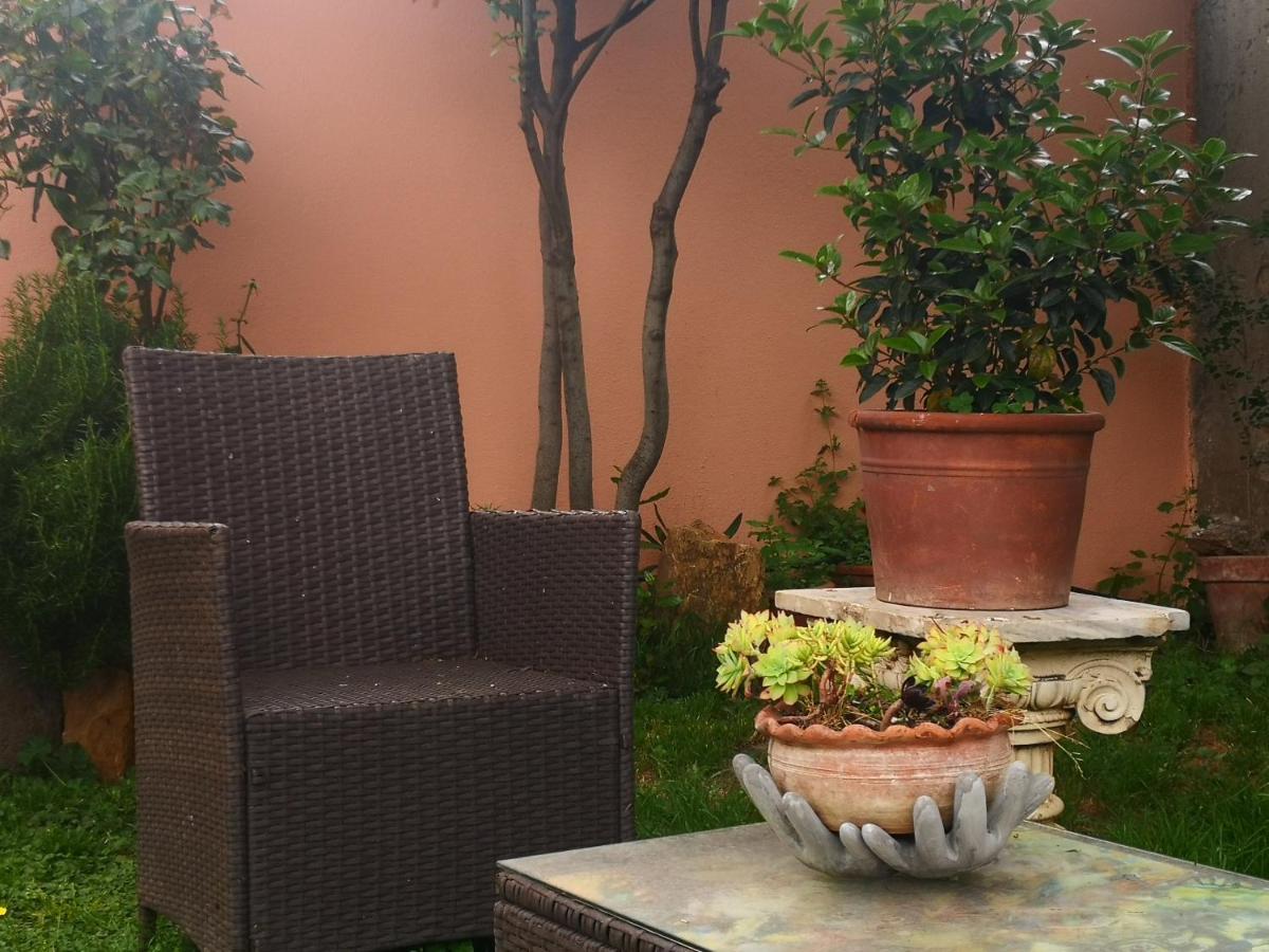 San Nicolo Gerrei Zia Chiarina Bed & Breakfast エクステリア 写真