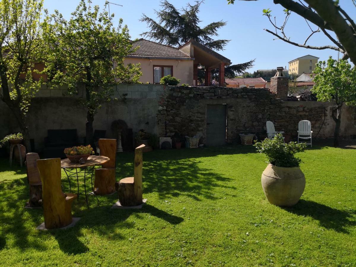 San Nicolo Gerrei Zia Chiarina Bed & Breakfast エクステリア 写真